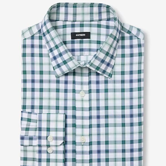 *NWT*  Plaid Wrinkle-Resistant Everyday Performance Dress Shirt- Size Medium - Picture 1 of 2